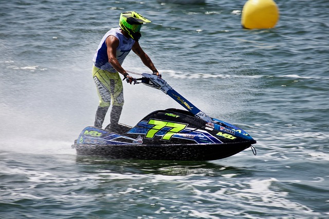 显示了他在 显示了他在