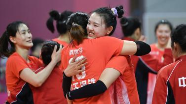 中超第5輪北京國安4-1深圳隊 張玉寧頭球梅開二度王子銘建功.